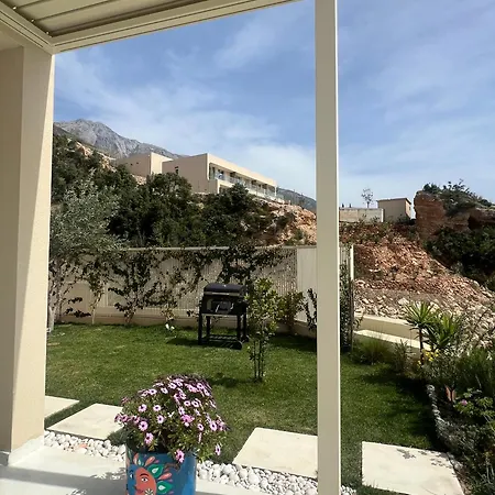 Coast 241 Holiday home
